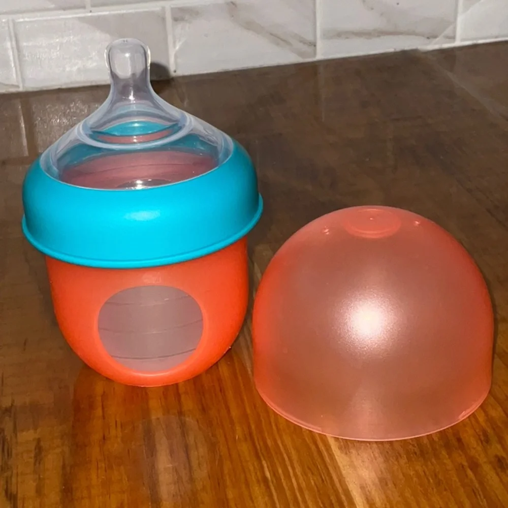 Boon Nursh Silicone Baby Bottle (120nL/4oz)